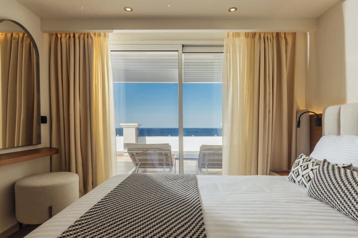 Alexandra Beach Resort & Spa
