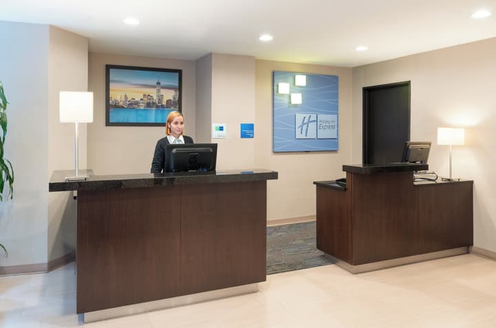 Holiday Inn Express New York City- Wall Street by IHG