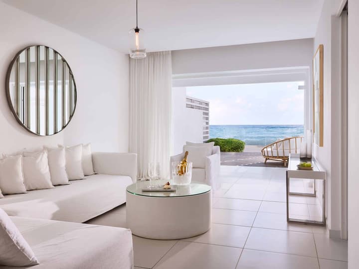 Grecotel LUX ME White