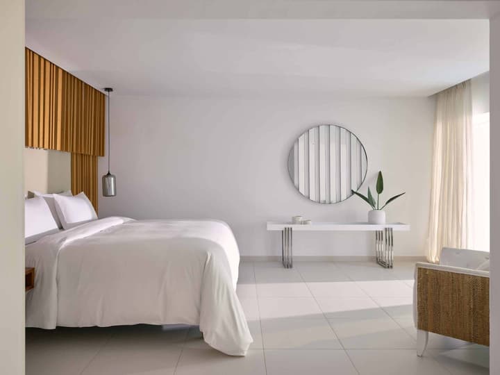 Grecotel LUX ME White