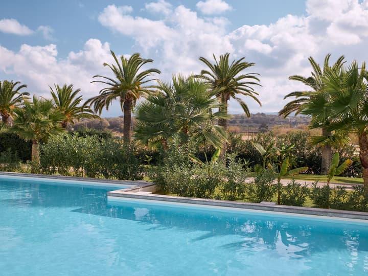Grecotel LUX ME White