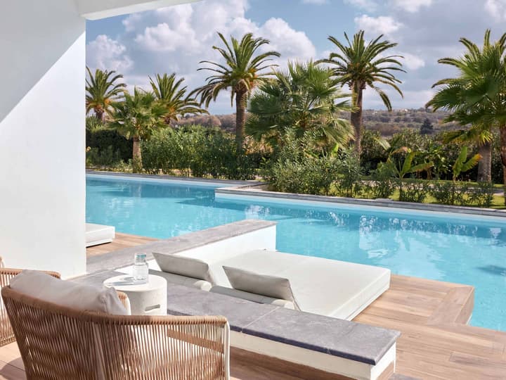 Grecotel LUX ME White