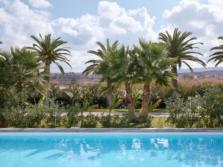 Grecotel LUX ME White