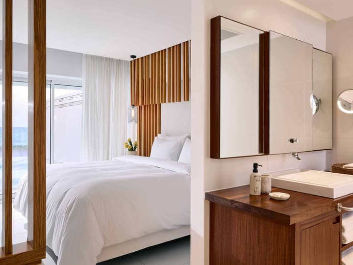 Grecotel LUX ME White