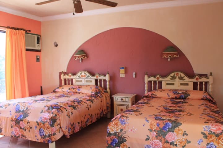 Hotel Cabanas Maria del Mar