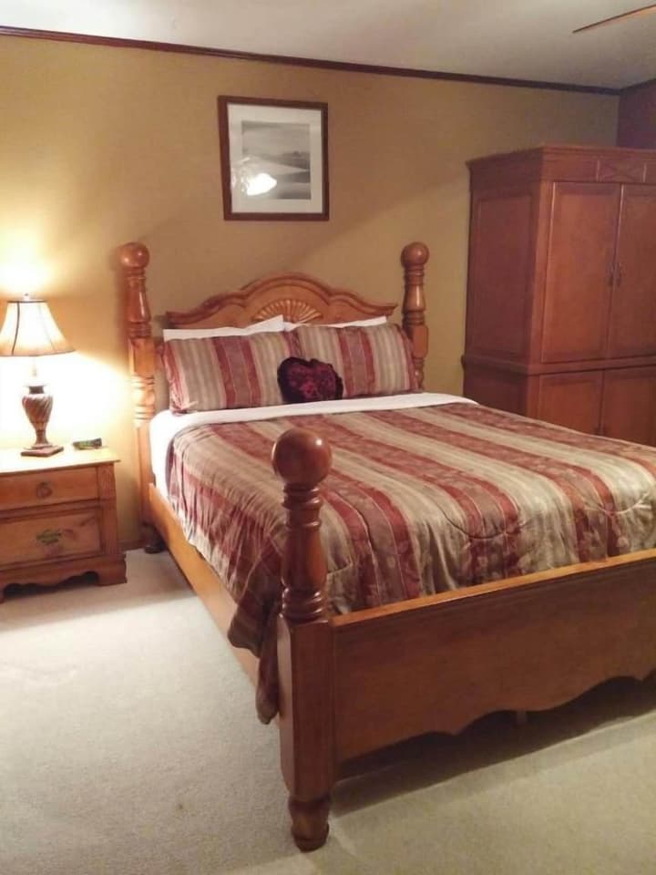 A Hyde Away Inn B&B