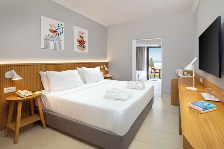 Roda Beach Resort & Spa All-inclusive