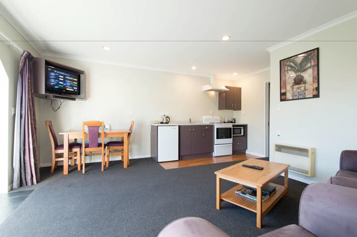 Tower Lodge Motel