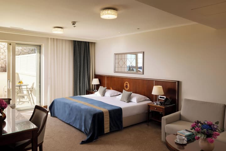 Hotel More