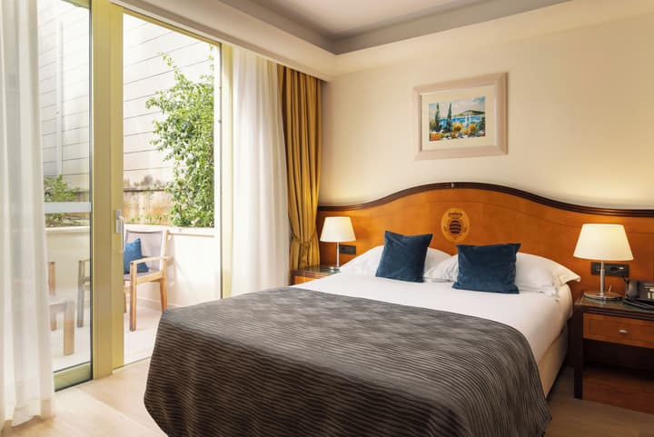 Hotel More