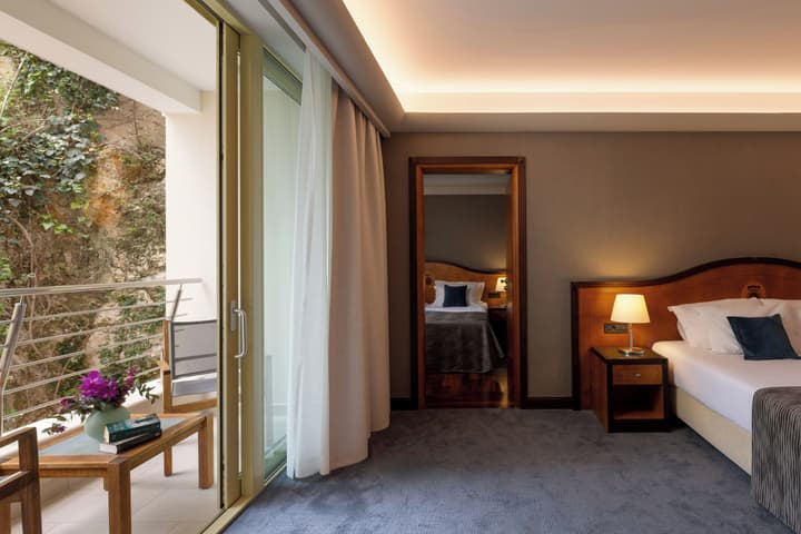 Hotel More