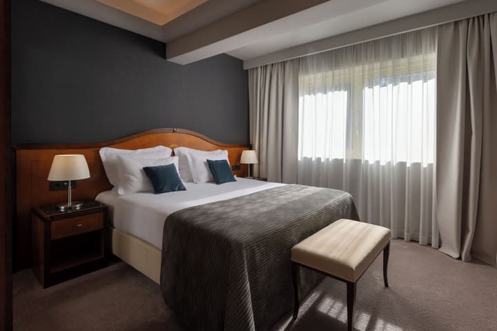 Hotel More