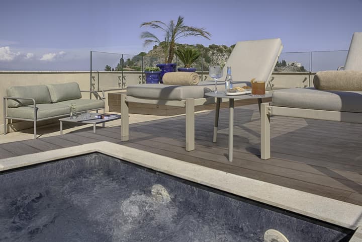 NH Collection Taormina