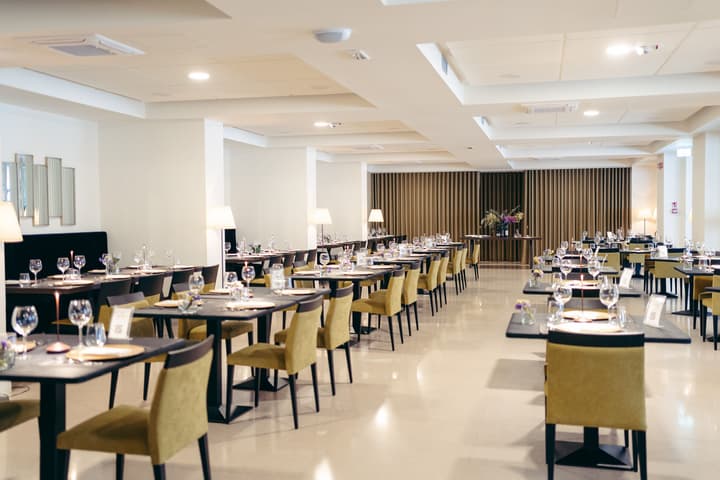 HOTEL EXCELSIOR BARI – BY FARACE HOTELS