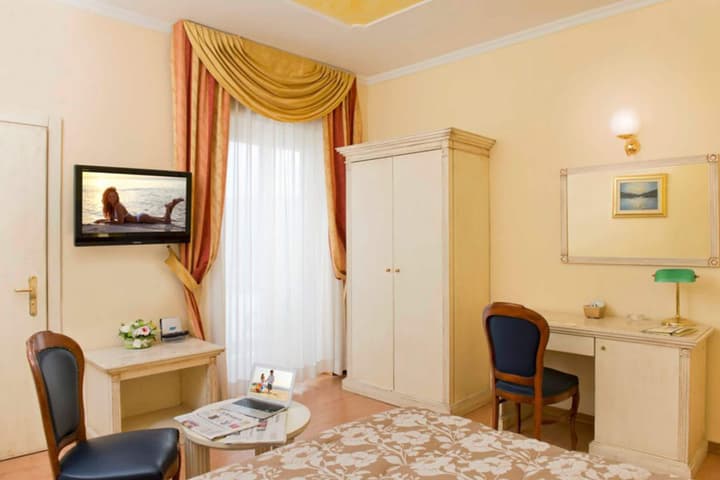 Hotel City