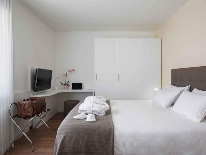 ibis Locarno