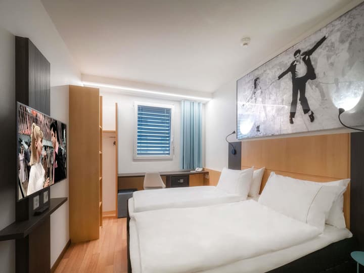 ibis Locarno