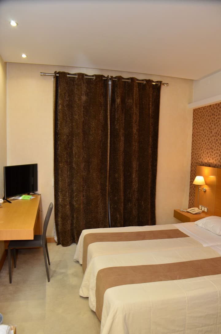 Deves Hotel