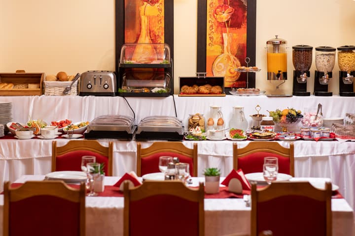 Grand Hotel Brasov