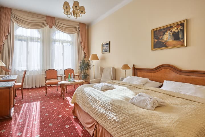 Hotel Romance