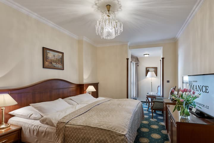 Hotel Romance