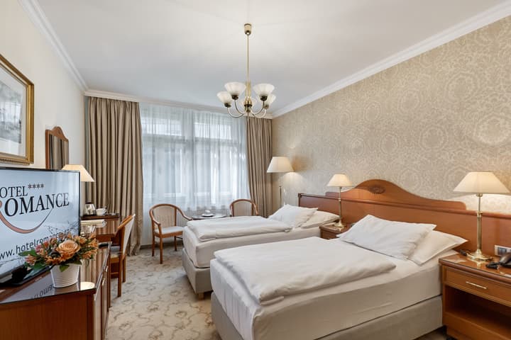 Hotel Romance