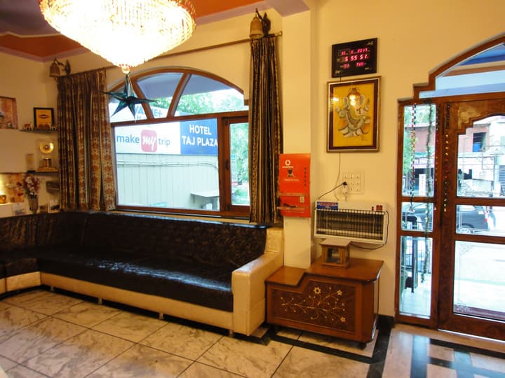 Hotel Taj Plaza