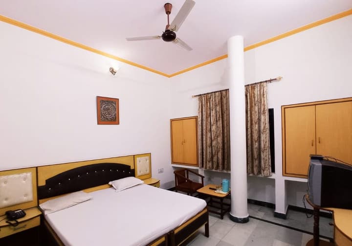 Hotel Taj Plaza