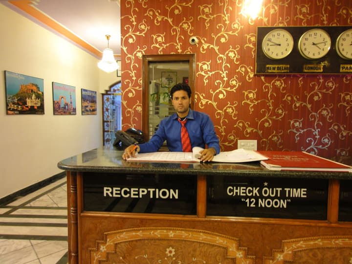 Hotel Taj Plaza