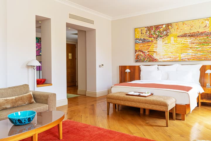 Tomtom Suites - Special Class