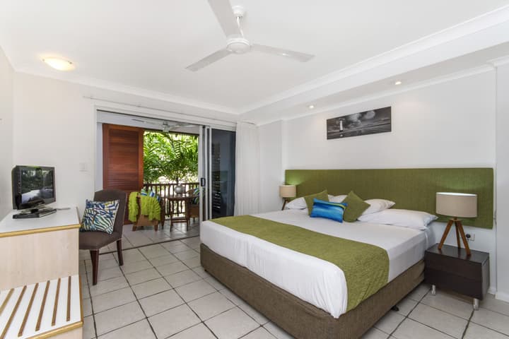 The Reef Retreat