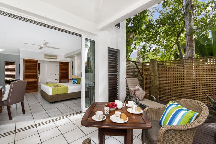 The Reef Retreat