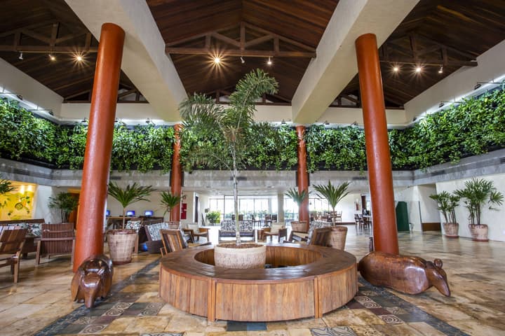 Beach Park Suites Resort
