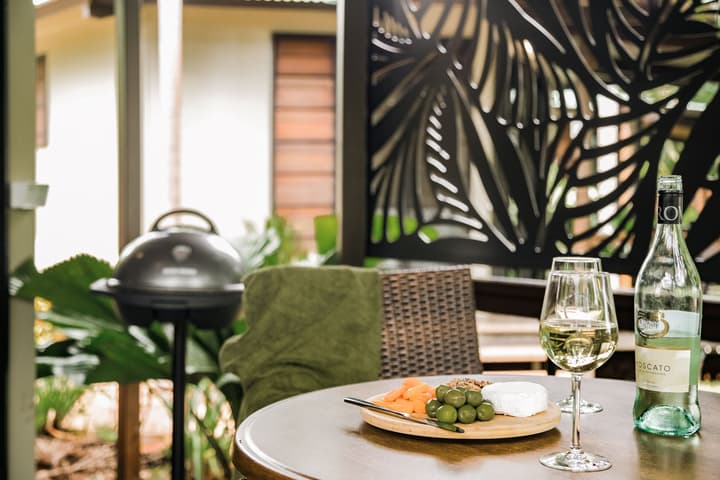 Palms City Resort