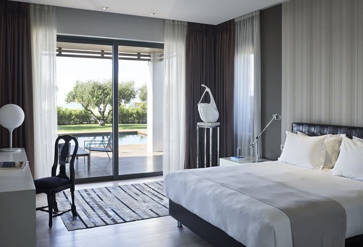 Pelagos Suites Hotel & Spa