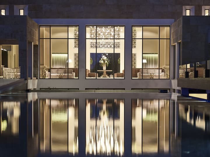 Pelagos Suites Hotel & Spa
