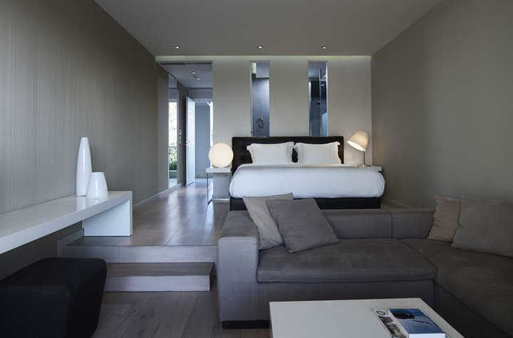 Pelagos Suites Hotel & Spa