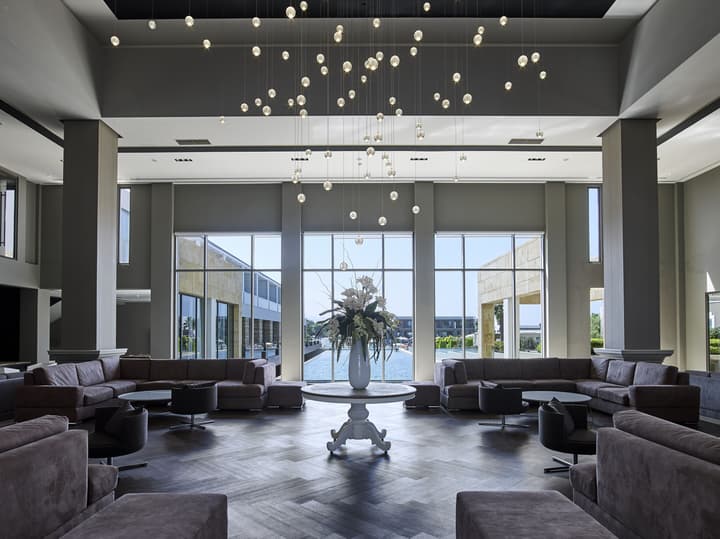 Pelagos Suites Hotel & Spa