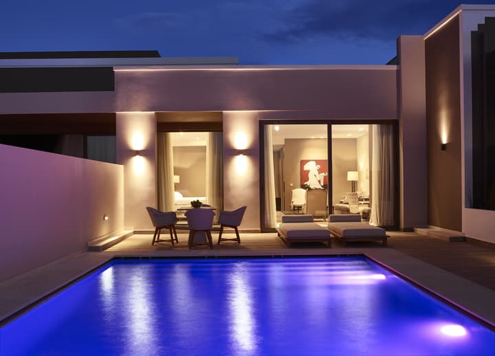 Pelagos Suites Hotel & Spa