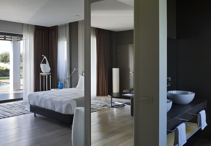 Pelagos Suites Hotel & Spa