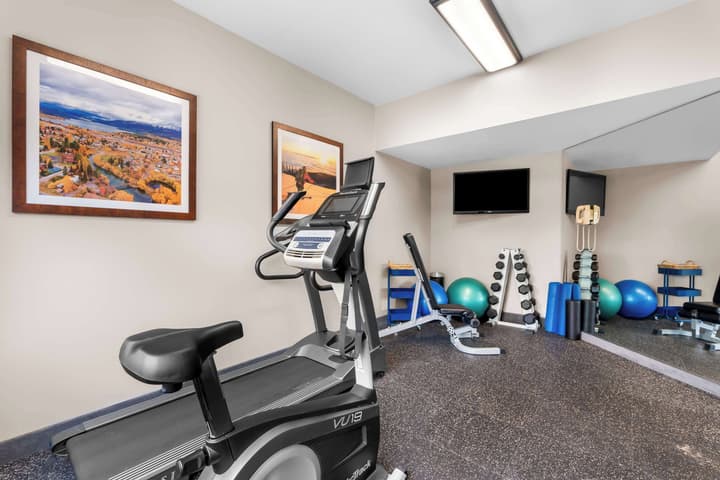 Best Western Rocky Mountain Lodge