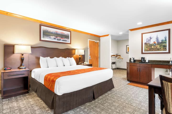 Best Western Rocky Mountain Lodge