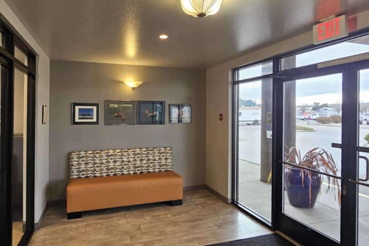 Edgewater Inn and Suites, an Ascend Collection Hotel