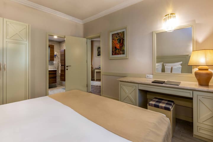 Polat Thermal Hotel