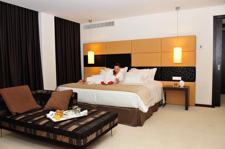 Axis Porto Business & Spa Hotel