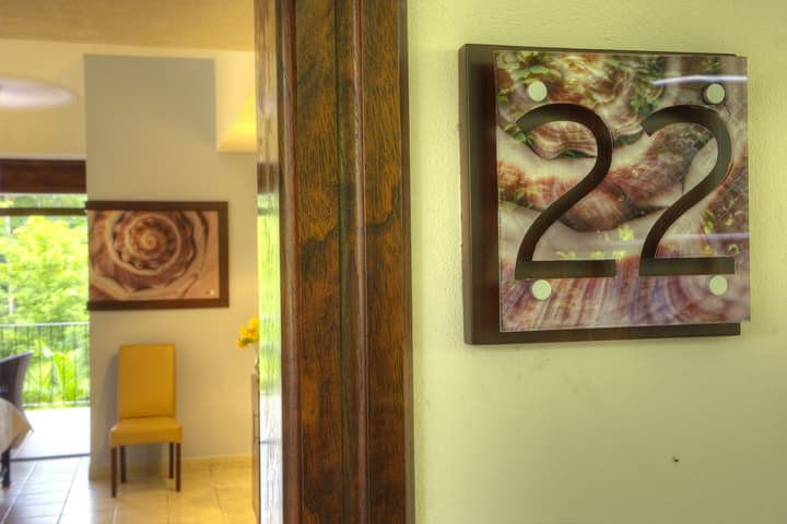 Pumilio Mountain & Ocean Hotel