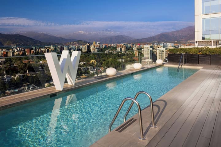 W Santiago