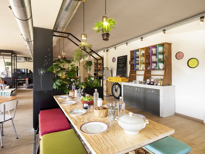 Greet Hotel Beaune