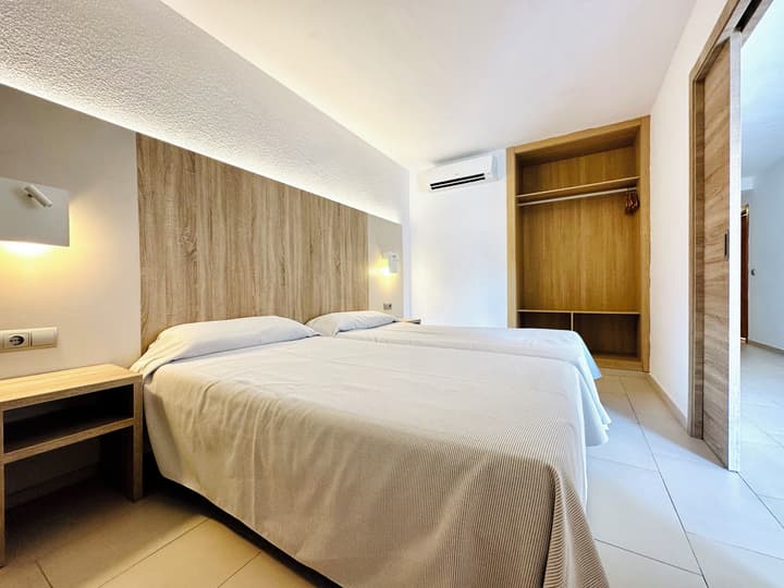 Ibiza JET Apartamentos - Adults Only