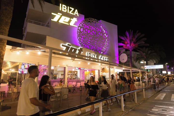 Ibiza JET Apartamentos - Adults Only